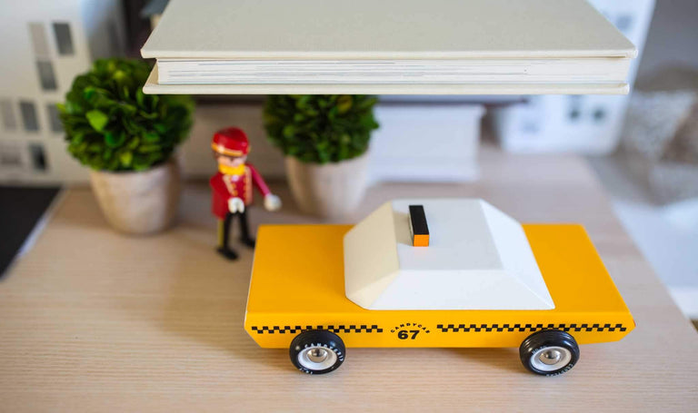 CANDYLAB ΤΑΞΙ ΞΥΛΙΝΟ