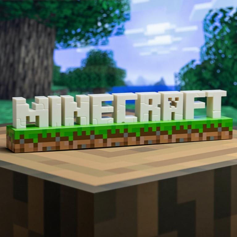 Φωτιστικό με το λογότυπο του Minecraft