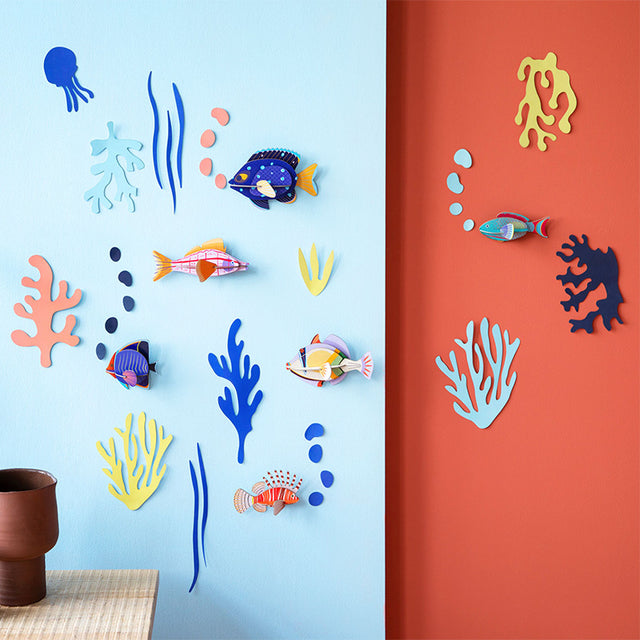 ΧΑΡΤΟΚΑΤΑΣΚΕΥΗ STUDIO ROOF wall of curiosities, fish hobbyist