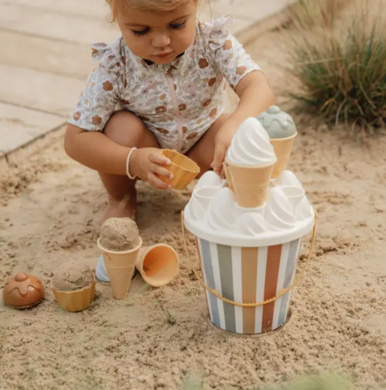 Σετ κουβαδάκια παραλίας Ice Cream Vintage stripes - Little Dutch
